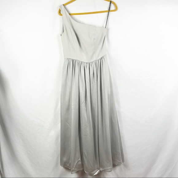 White by Vera Wang Dresses & Skirts - WHITE by VERA WANG Sterling Formal Bridesmaid Dress in Size 4